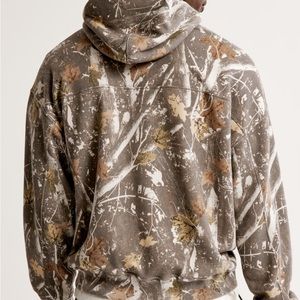 Tik Tok!! Abercrombie and Fitch essential popover hoodie in grey camo size Large
